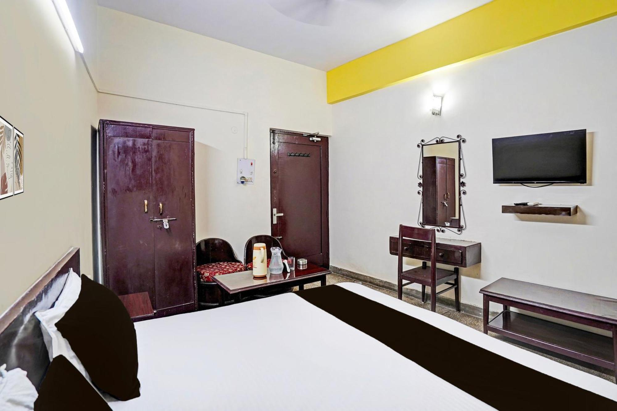 Hotel O Raj Mahal Kānpur Eksteriør bilde
